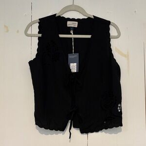 Universal Thread Black Scallop-Edge Tie-Front Tank